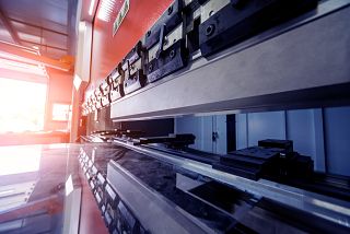 Wykrawanie i gięcie